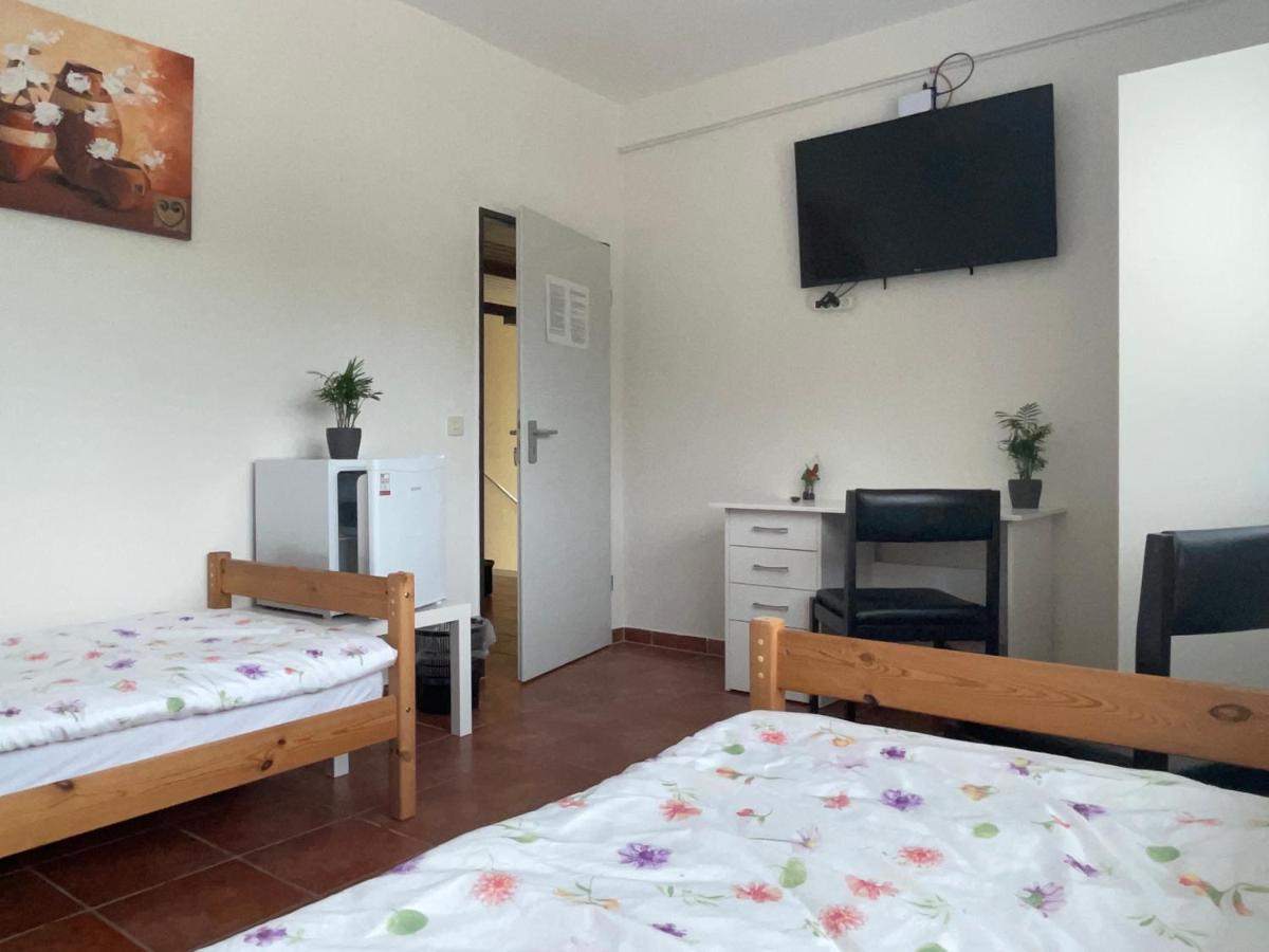 Sleepcheaper Hotel แบร์เกน ภายนอก รูปภาพ